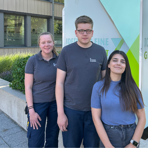 Svea, Lous und Roksane haben ihre Ausbildung bei den Stadtwerken erfolgreich beendet. 